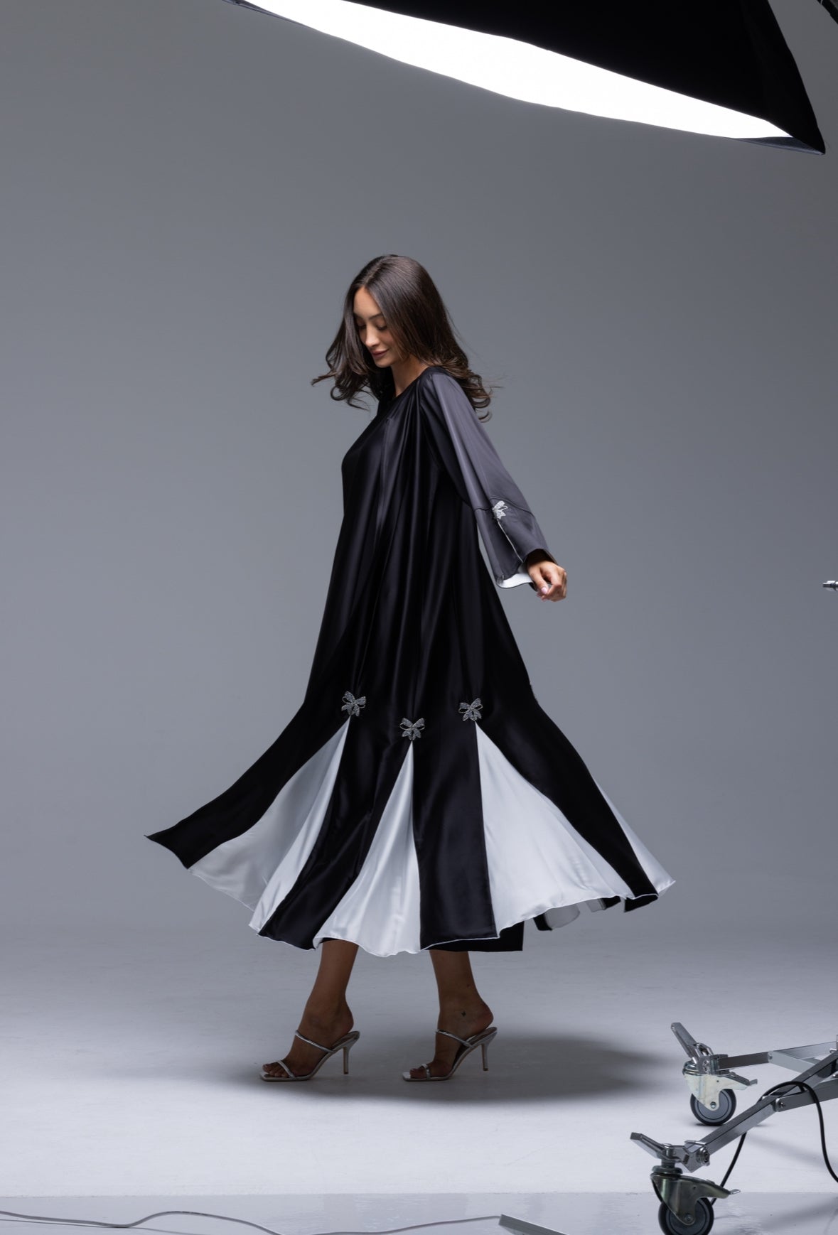 Bow Abaya